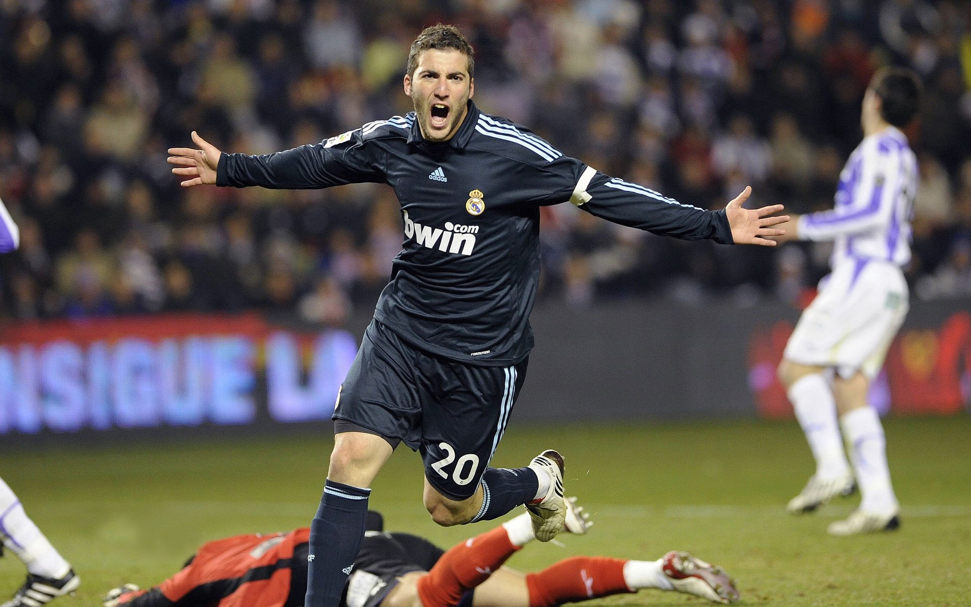 kaiyun官方网站-_魔术逆境中奋起，连续获胜_，魔术秘诀视频