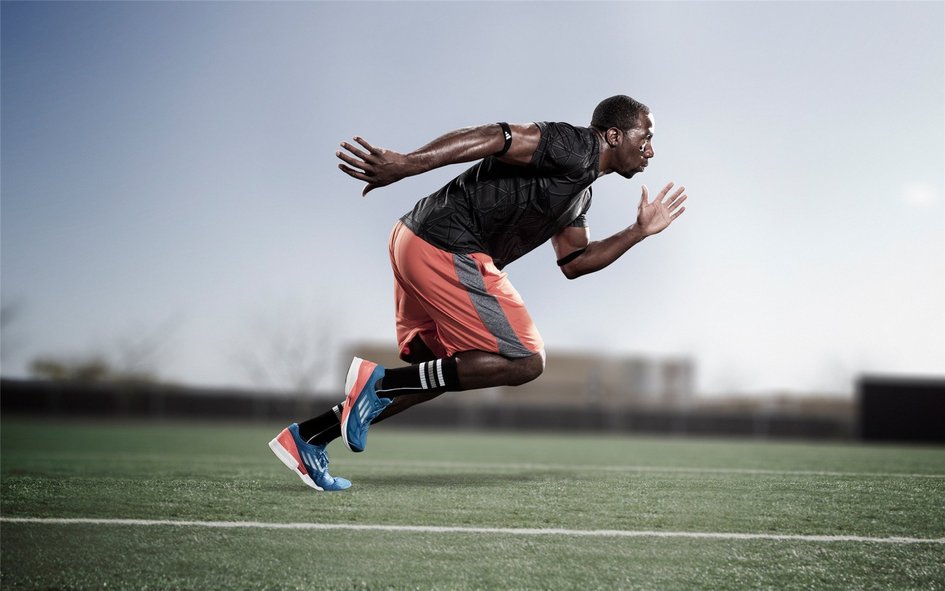 开云网站-【马克·塞尔比】用坚韧铸就“钢铁防线”的心路历程，马克塞尔比训练