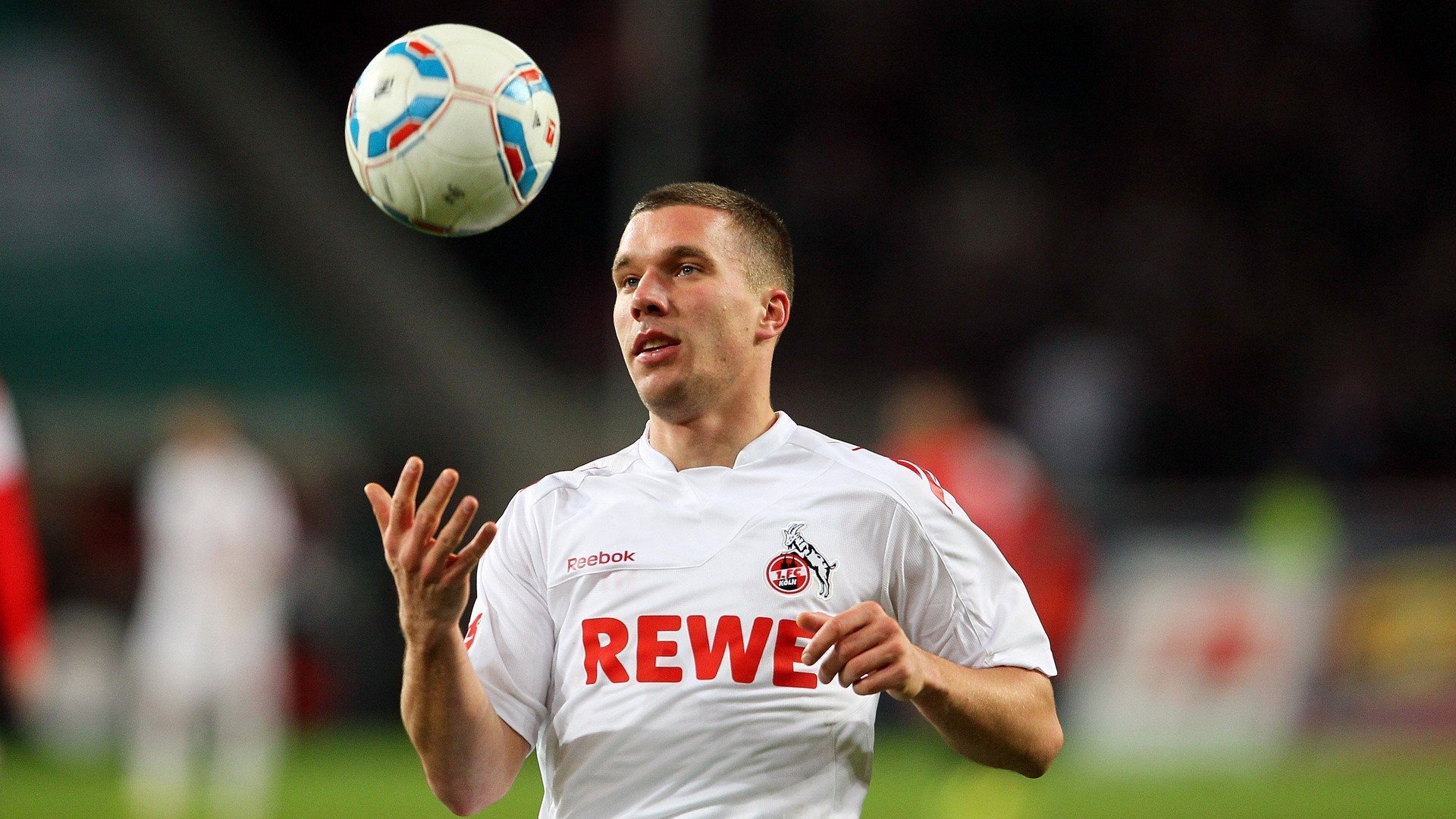 开云官网-国际名将来华参赛，提升中国足球国际影响力，中国足球国家队引进外籍  第1张